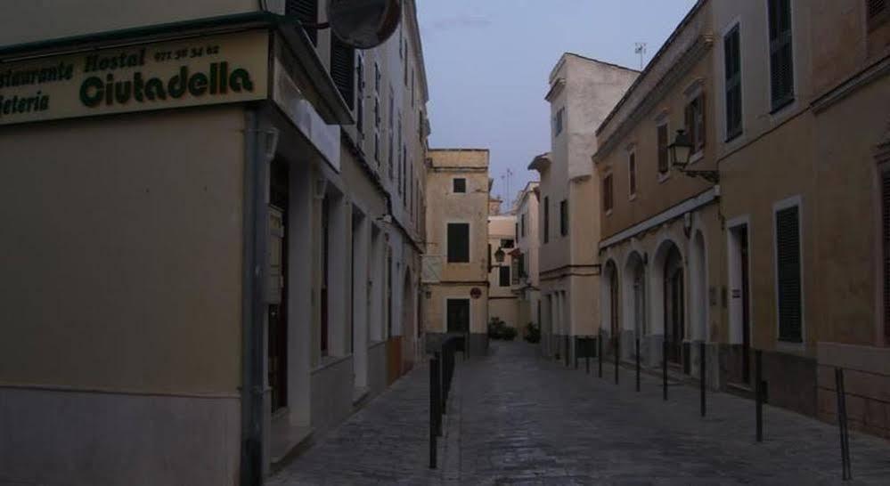 Sagitario Hostal Ciutadella Ciutadella  Exterior photo